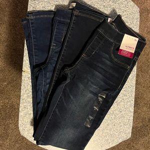 NWT SO Ultimate Jean Jeggings- 2 pairs- size 14 girls